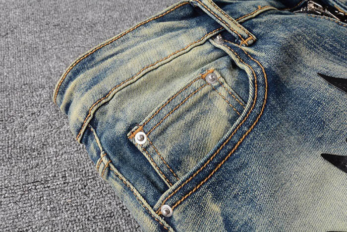 AMIRI #694 Jeans